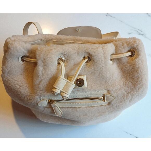 EUC Backpack Samantha Thavasa Petit Choice Ivory Fluffy Sherpa MSRP: $450 - Picture 5 of 14